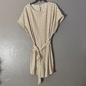 SHEIN Beige Geometric Mini Dress